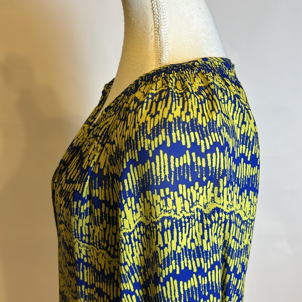 Shoshanna | Silk Chartreuse and Purple 3/4 Sleeve Shift Dress | Size 6 - Picture 11 of 17